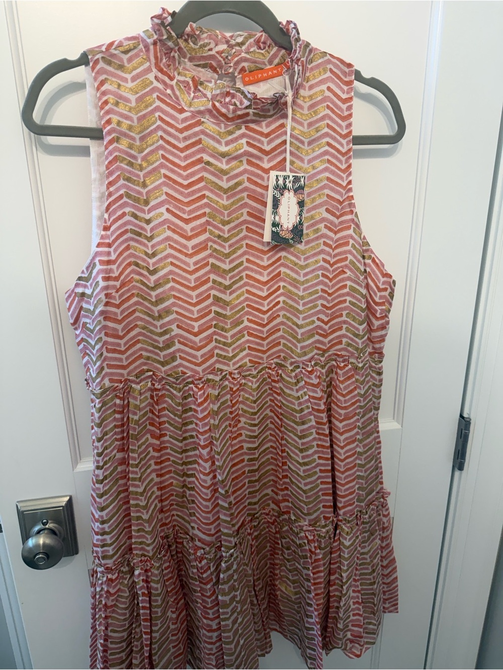 Oliphant Sleeveless Top in Pink, Coral & Gold Chevron